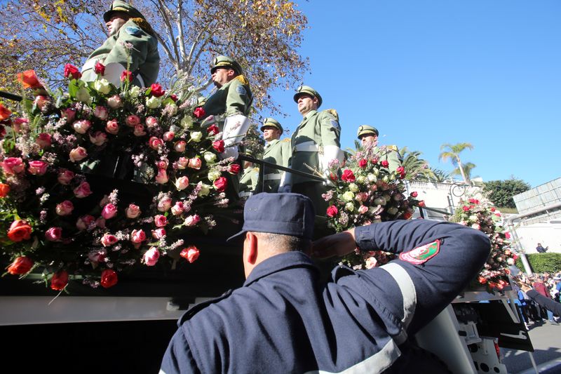 © Reuters. Funeral of Algeria's military chief Lieutenant general Ahmed Gaed Salah in Algiers