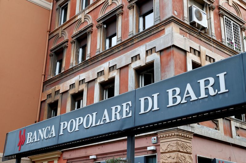 Italy depositor guarantee fund to decide on Dec. 30 on Pop Bari rescue: source