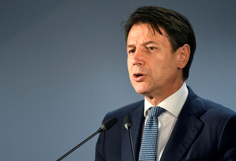 رئيس وزراء إيطاليا يختار مرشحين جديدين لحكومته ويحدد سياسة 2020