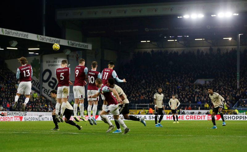 Man United up to fifth with 2-0 win at Burnley