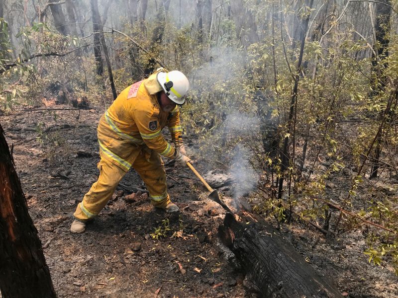 Retirement plans: fighting Australia's bushfires