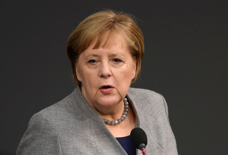 Merkel busca solución diplomática para Libia en conversaciones con Erdogan y Putin