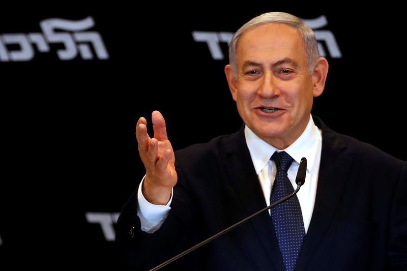 © Reuters. Israeli Prime minister Benjamin Netanyahu delivers a statment to the media in Jerusalem