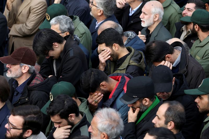 © Reuters. إيران تتوعد بالثأر لمقتل سليماني