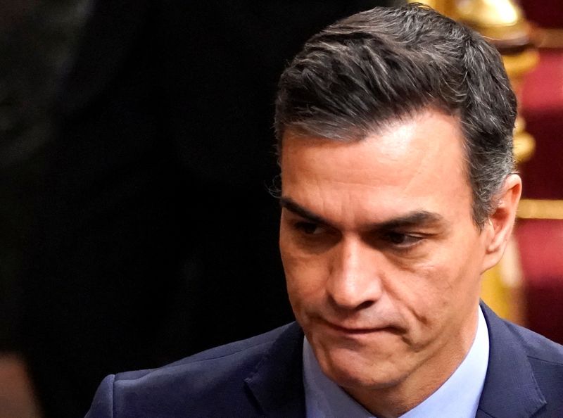 © Reuters. Primeiro-ministro interino da Espanha, Pedro Sánchez, no Parlamento em Madri