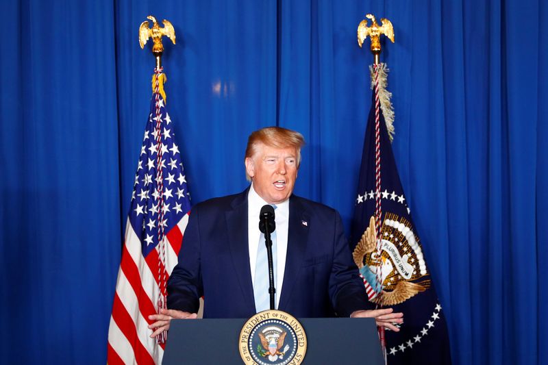 © Reuters. U.S. President Donald Trump delivers remarks following the U.S. Military airstrike against Iranian General Qassem Soleimani in Baghdad, Iraq, in West Palm Beach, Florida