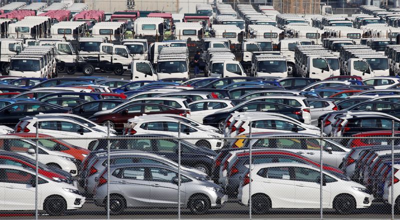 © Reuters. 19年国内新車販売は1.4％減、3年ぶりマイナス　災害や消費増税などで