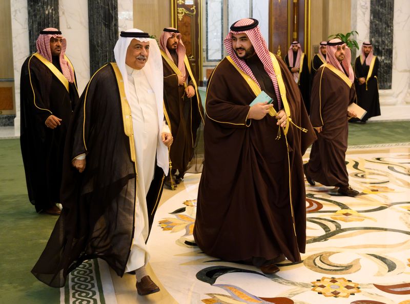 تغريدة: نائب وزير الدفاع السعودي التقى بومبيو وبحث معه سبل الحفاظ على الاستقرار بالمنطقة