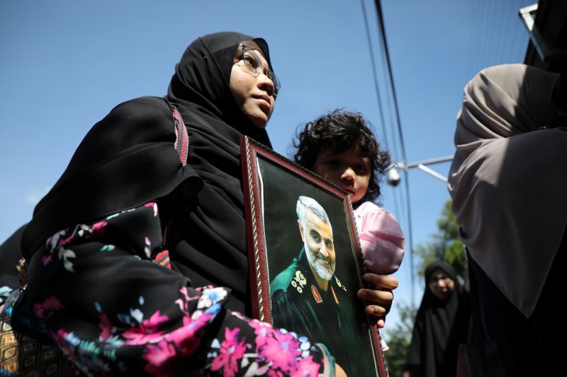 イスラム教国家は結束を、米のイラン司令官殺害受けマレーシア首相