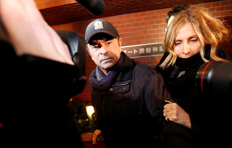 وسائل إعلام: الادعاء الياباني يصدر مذكرة اعتقال لزوجة كارلوس غصن