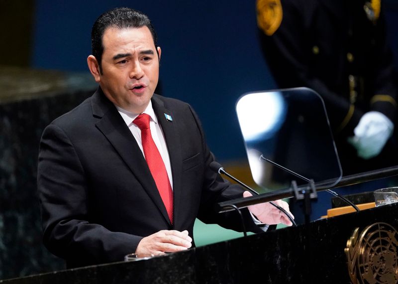 Outgoing Guatemala leader says hasn't agreed to take Mexican migrants from U.S.