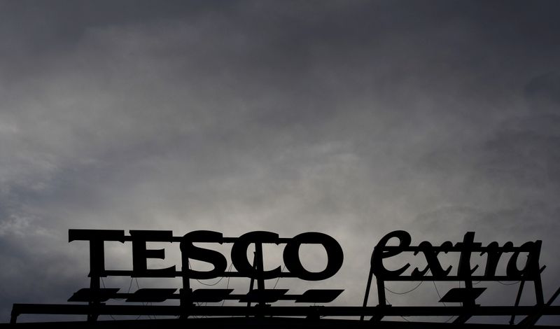 © Reuters. Signage is seen outside a Tesco extra superstore near Manchester