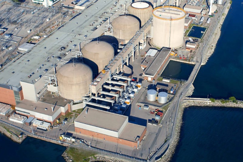 © Reuters. The Pickering Nuclear Generating Station is seen in an undated aerial photo near Toronto