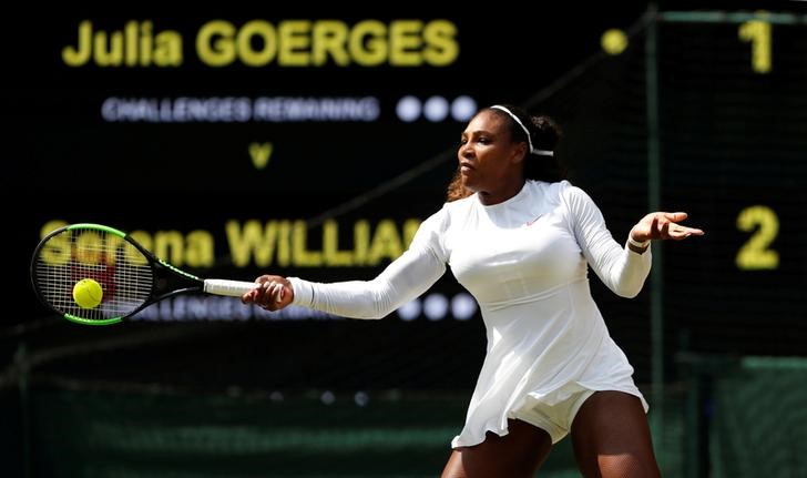 Serena Williams returns to U.S. Fed Cup team