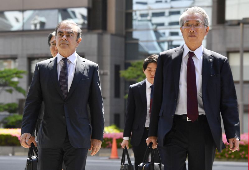 Advogados japoneses de Ghosn se demitem após fuga de ex-chefe da Nissan