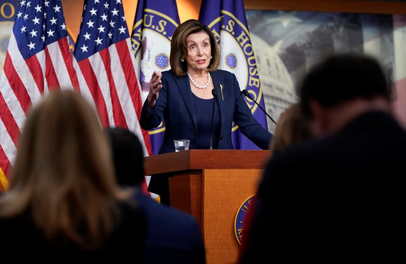 © Reuters. U.S. Speaker of the House Nancy Pelosi holds a news conference at the U.S. Capitol in Washington