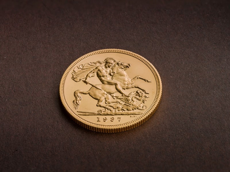 © Reuters. A rare Edward VIII sovereign coin is pictured at the Royal Mint in Llantrisant, Wales