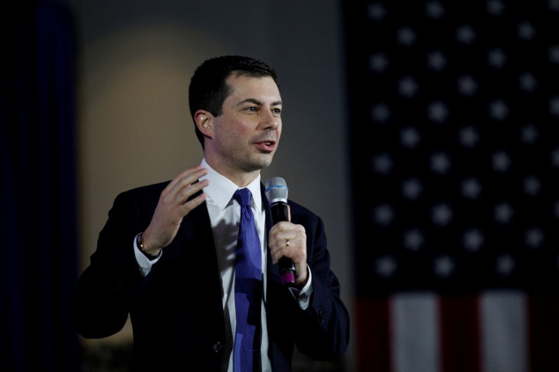 Buttigieg highlights outsider status in effort to surge past Democratic rivals