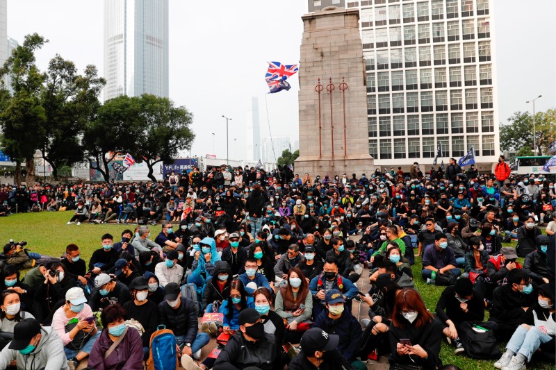 Polícia prende organizador de protesto em Hong Kong