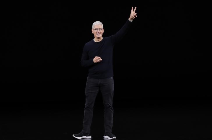 Apple, sistema fiscale mondiale necessita revisione - Cook