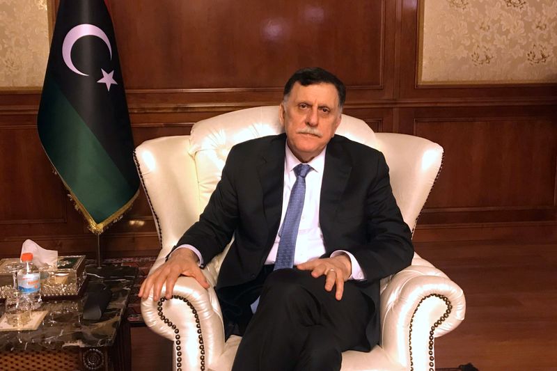 © Reuters. Fayez al-Serraj, primeiro-ministro da Líbia, durante entrevista em Trípoli