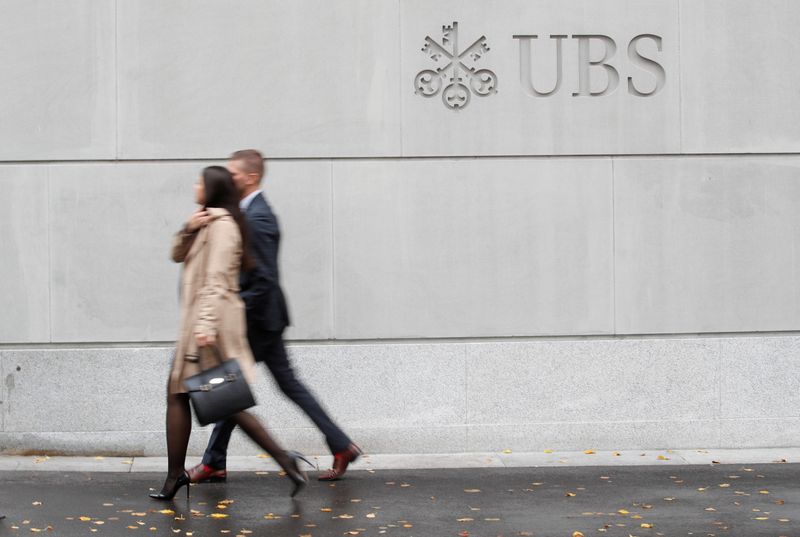 UBS rebaja sus metas a medio plazo tras la caída del beneficio de 2019
