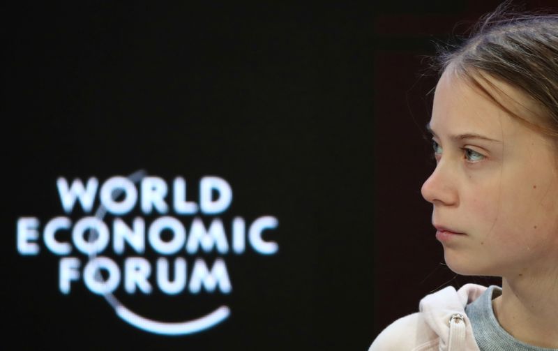 © Reuters. Ativista Greta Thunberg fala em painel do 50º Fórum Econômico Mundial, em Davos, Suíça