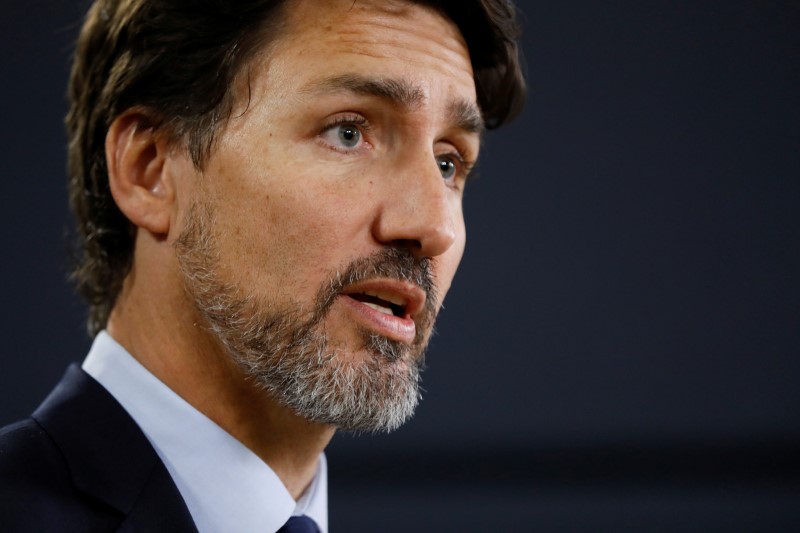 © Reuters. El primer ministro de Canadá, Justin Trudeau, participa en una conferencia de prensa en Ottawa