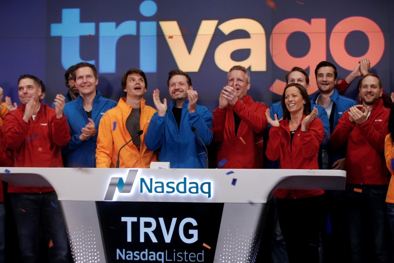 © Reuters. Equipe da Trivago durante oferta pública inicial (IPO) da companhia na bolsa de Nova York