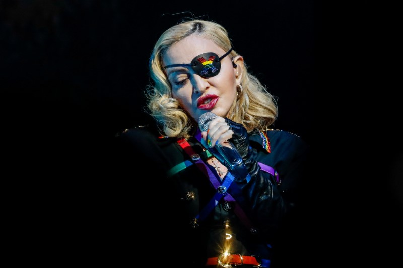 Don't cry for me Portugal - Injured Madonna cancels second show in Lisbon