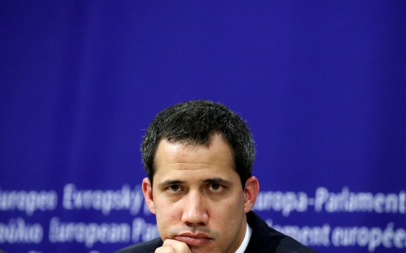 Juan Guaidó dice que buscará regresar a Venezuela pese al riesgo