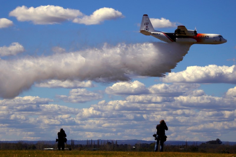 Avião canadense cai durante operação para conter incêndios na Austrália e 3 morrem