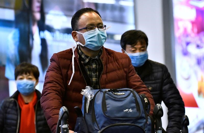 © Reuters. 新型肺炎、中国で死者26人に　米で2人目感染・仏では欧州初の2例確認