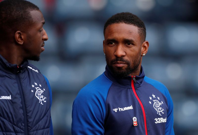 Rangers agree permanent deal with striker Defoe