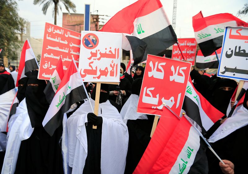 الزعيم الشيعي العراقي مقتدى الصدر يدعو لمظاهرات مناهضة لأمريكا يوم الأحد