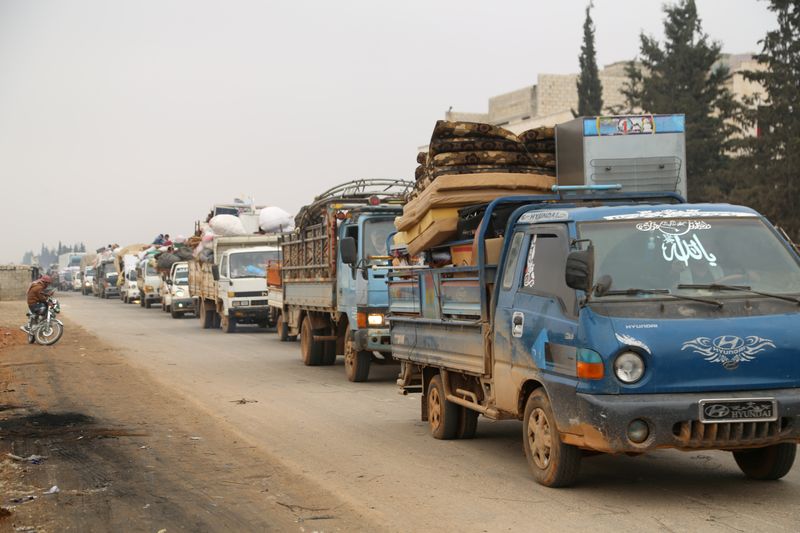 © Reuters. قوات الحكومة السورية تسيطر على عدة بلدات أثناء تقدمها في إدلب