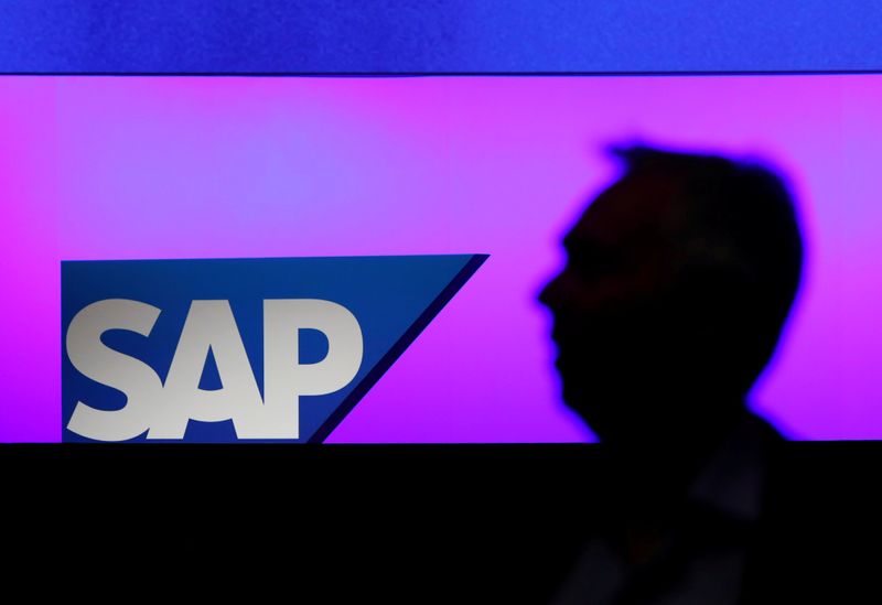 © Reuters. FILE PHOTO: SAP holds annual general meeting in Mannheim