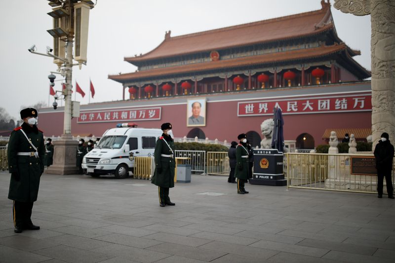 China registra la primera muerte por virus en Pekín y supera los 100 muertos
