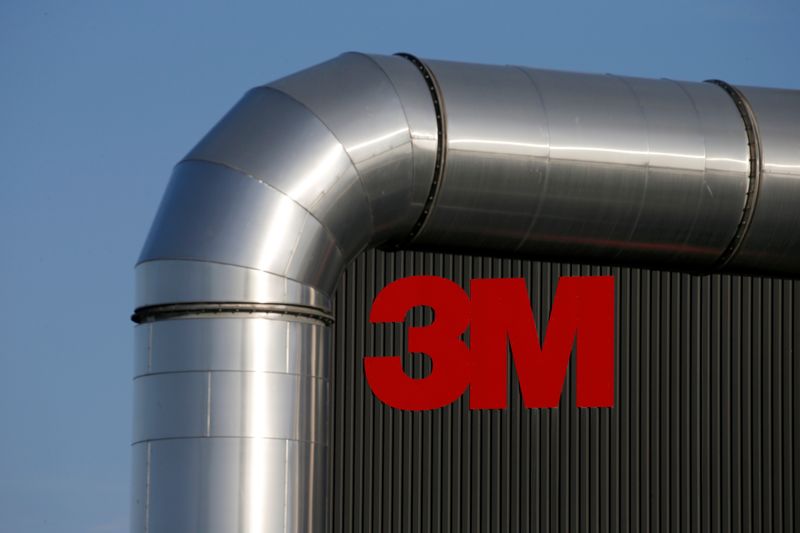 © Reuters. The logo of 3M is seen at the 3M Tilloy plant in Tilloy-Lez-Cambrai