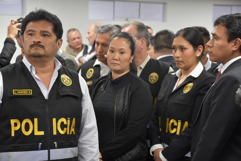 Keiko Fujimori promete &quot;acabar com silêncio&quot; ao ser presa novamente no Peru