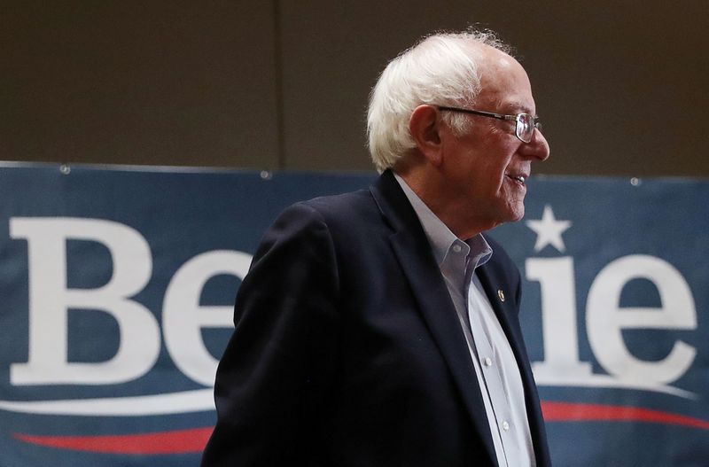 Biden, Sanders lead field in new poll ahead of Monday's Iowa caucuses