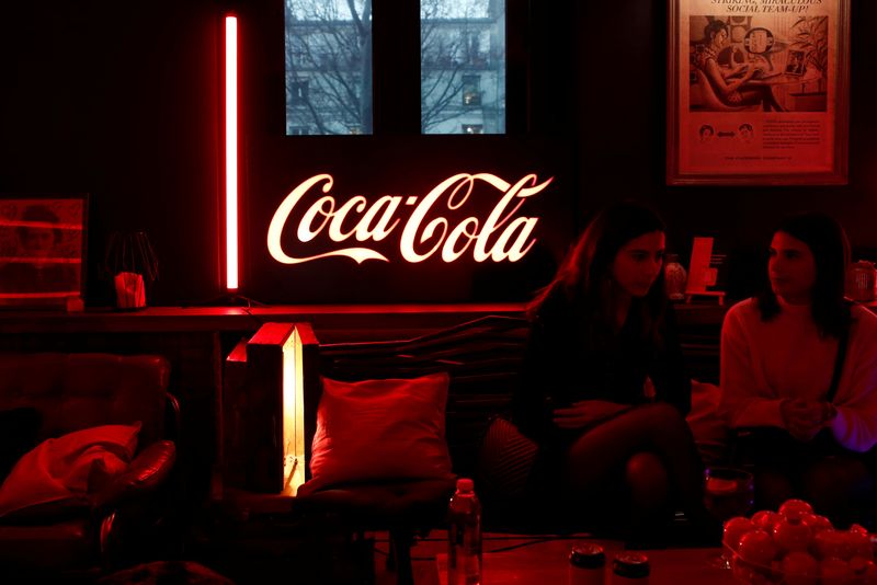 Coca Cola quarterly revenue beats on soft drinks, teas boost