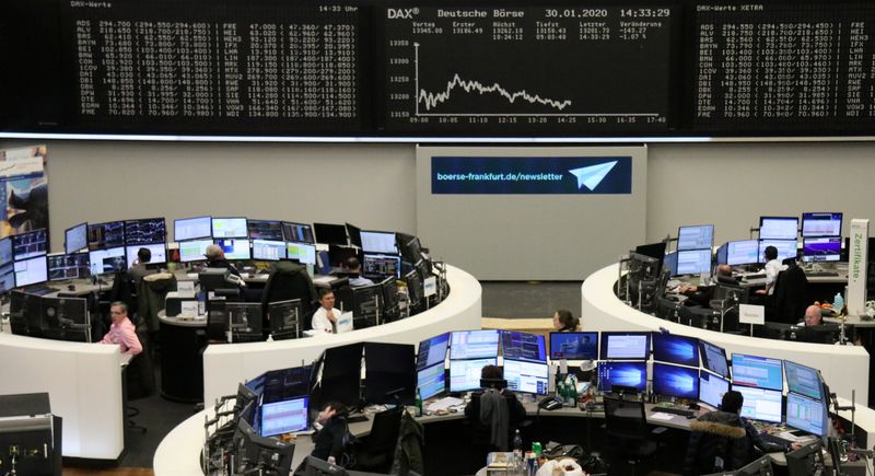 © Reuters. FILE PHOTO:  The German share price index DAX graph is pictured at the stock exchange in Frankfurt