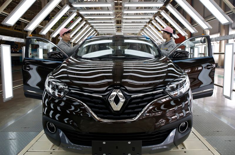 France's Renault extends Wuhan plant closure to Feb. 13
