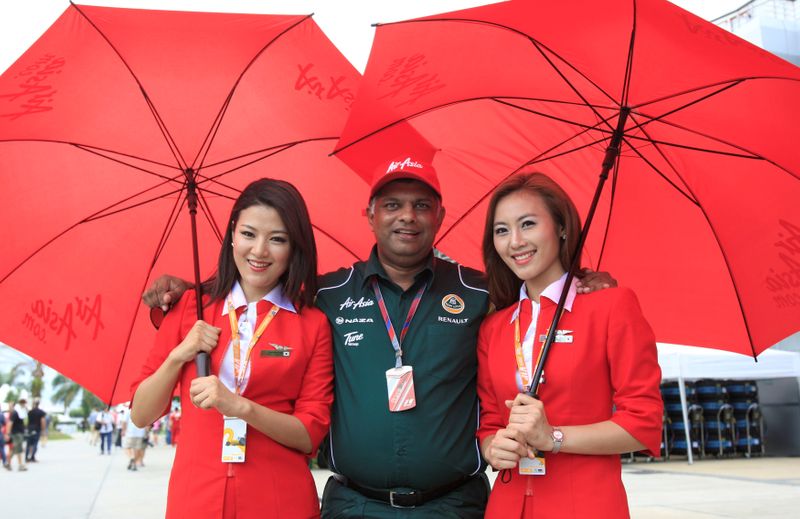 AirAsia CEO Fernandes and chairman step aside as Airbus bribery allegations probed