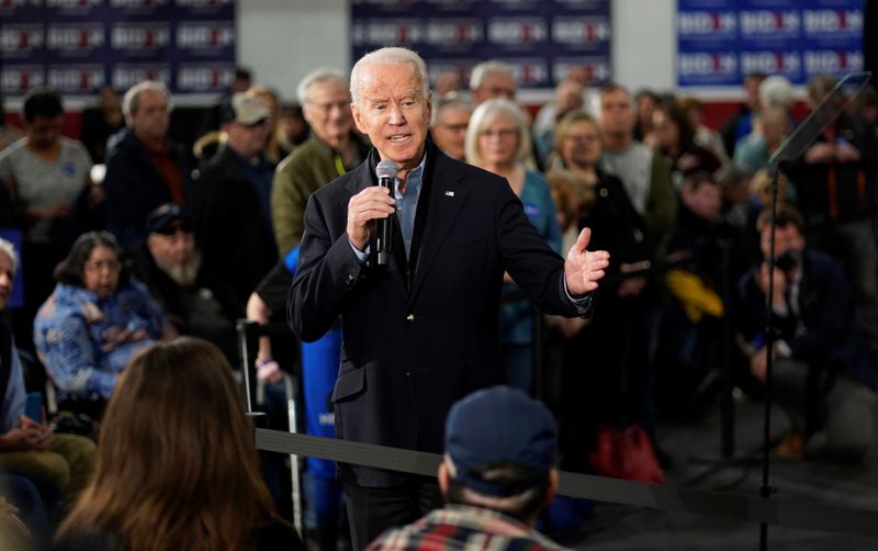 © Reuters. Democratic presidential candidate and former Vice President Joe Biden speaks at a campaign event in Nashua