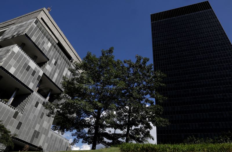 Petrobras afirma que oferta de ações do BNDES movimenta R$22 bi, a R$30 por papel