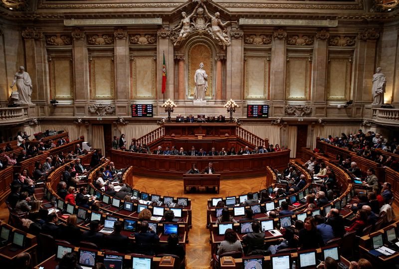 Portuguese parliament passes budget aimed at first surplus in 45 years