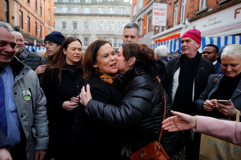 La sucesora de Gerry Adams allana el camino al poder del Sinn Fein en Irlanda