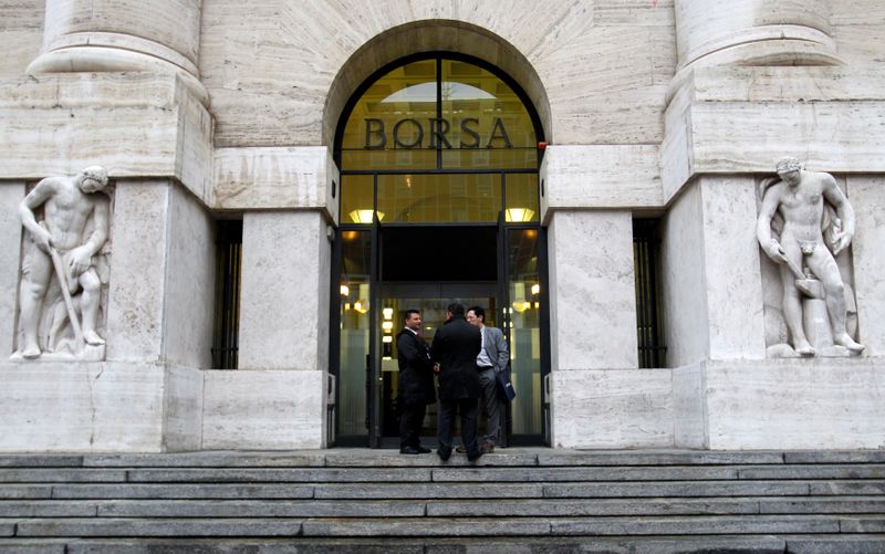 Borsa Milano parte cedente su realizzi banche, risale Atlantia, giù A2A